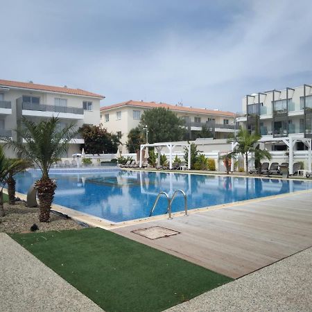 Sweet Retreat Apartment Paralimni Exterior foto