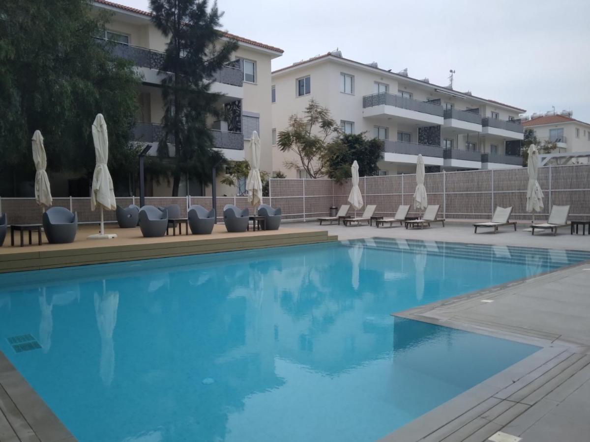Sweet Retreat Apartment Paralimni Exterior foto