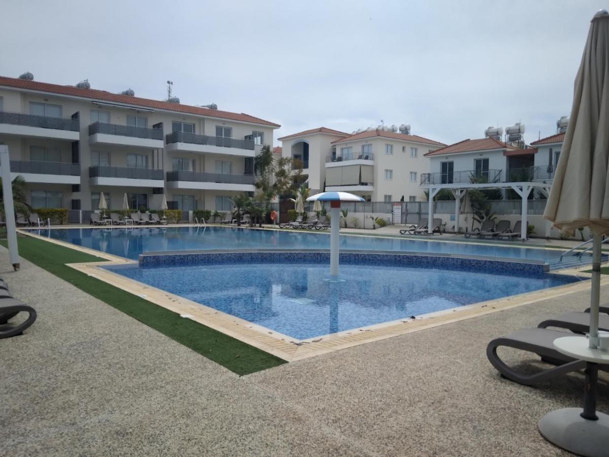 Sweet Retreat Apartment Paralimni Exterior foto